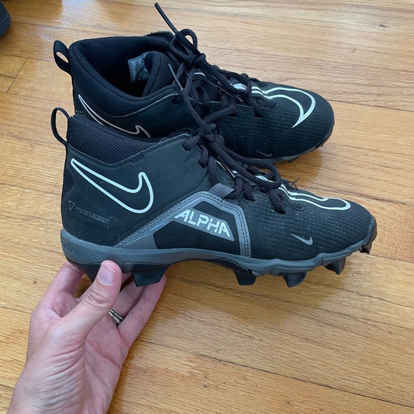 Nike Alpha Menace 3 Shark Youth Football Cleats Black size 4 - Picture 1 of 11